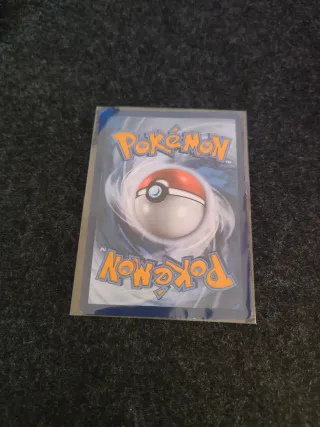 Carta Pokémon Pikachu 006/015