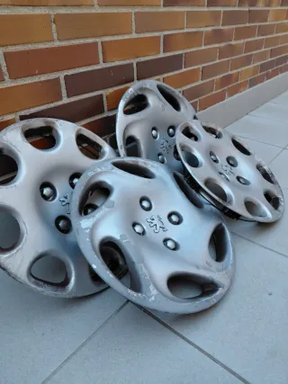 Tapacubos Peugeot 206 (4 unidades)