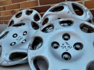 Tapacubos Peugeot 206 (4 unidades)