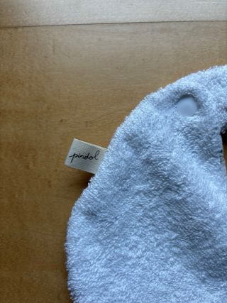 Babero algodón y pañito para bebé