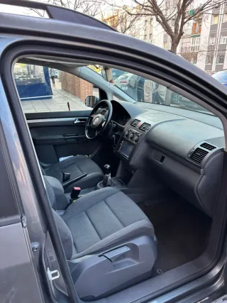 Volkswagen Touran 2004