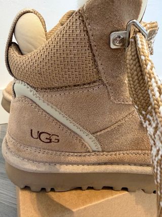 Botas UGG Beige y Multicolor