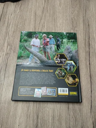 JURASSIC PARK: LA HISTORIA VISUAL DEFINITIVA