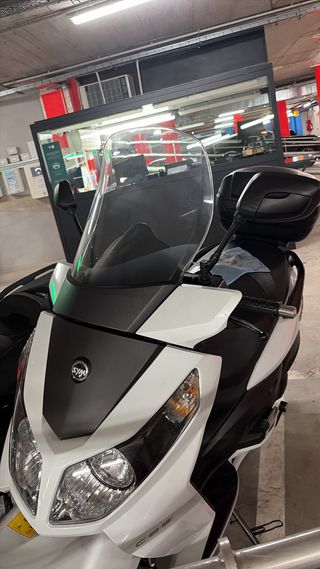 Moto Sym Citycom S 300i