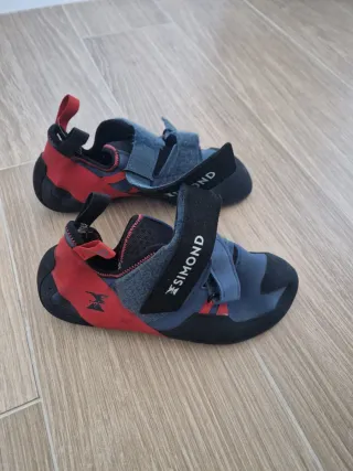 Pies de gato Simond Vertika Vibram 44