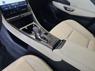 Lexus LBX 1.5 136cv HEV Elegant+