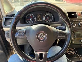 Volkswagen Touran 2012