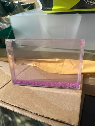 Decoración infantil cuadro plástico con purpurina.