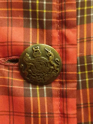 Cazadora cuadros roja y negra