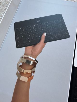 Teclado Logitech Keys-To-Go Bluetooth Negro