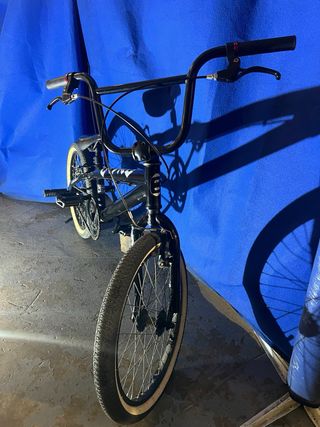 Bicicleta BMX B-PRO Negra