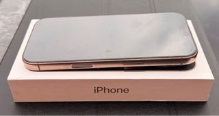 iPhone 16 Pro 256GB Oro