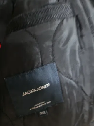 Abrigo Jack & Jones gris