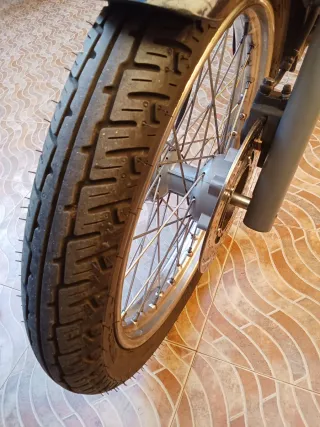 Aprilia Moto Clásica 50cc