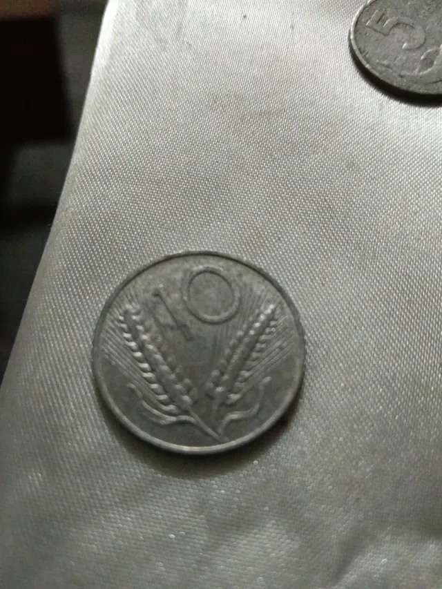 Antica moneta Repubblica Italiana