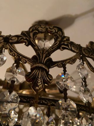 Lámpara de bronce con lágrimas