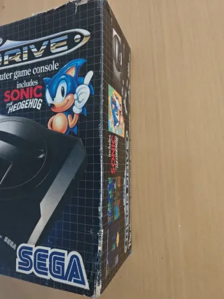 Console Sega Mega Drive con Sonic