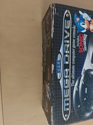 Console Sega Mega Drive con Sonic