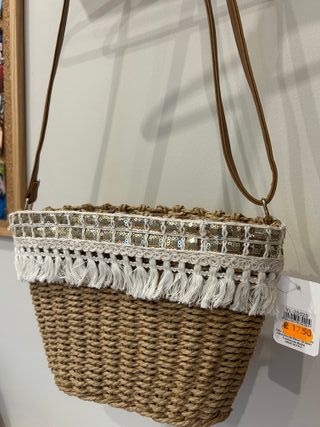 Bolso de rafia a estrenar