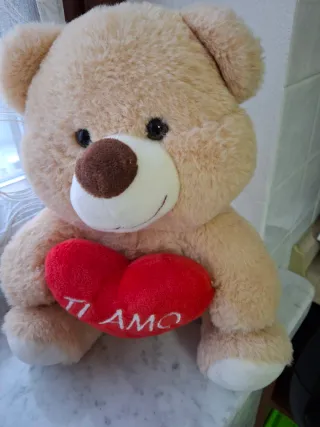 Peluche Orsetto con Cuore Ti Amo" altezza circa 24