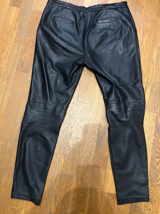 Pantalones de cuero Massimo Dutti Talla M