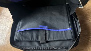 Bolso Custo con diseño gráfico