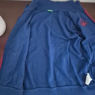Sudadera Benetton azul con cremallera