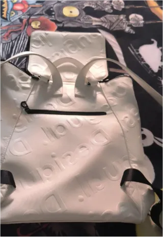 Mochila Desigual Blanca Logo Repetido