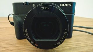 Cámara Sony RX100 IV