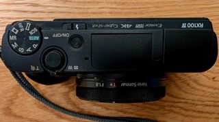 Cámara Sony RX100 IV