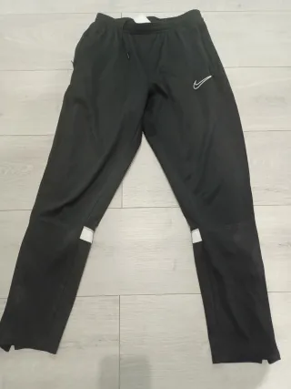 Pantalón chándal niño Nike negro talla 158-170