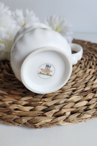 Preciosa Taza tipo Mug porcelana