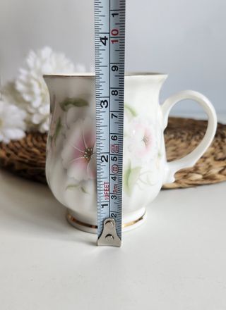 Preciosa Taza tipo Mug porcelana