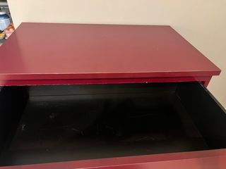 Cómoda 3 cajones IKEA granate