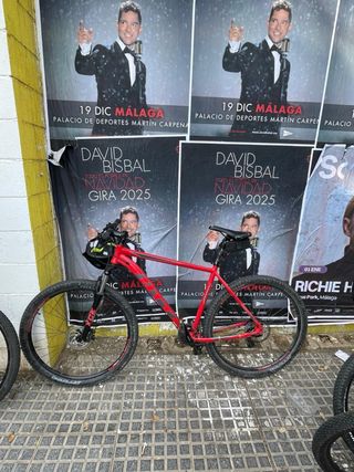 Bicicleta de Montaña Roja