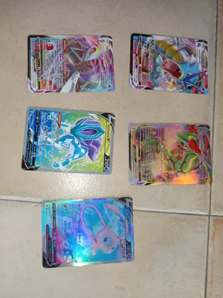 Cartas Pokémon VMAX y V