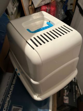 Arenero Gato Cubierto con Puerta