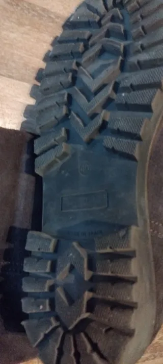 Botas de piel marrones