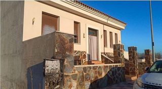 Casa adosada en venta en Sonseca