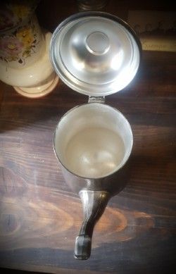 Vintage tetera o cafetera estilo oriental