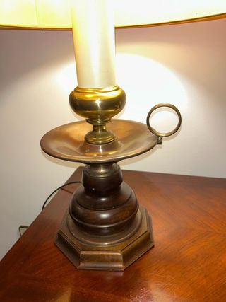 Lámpara de mesa vintage latón y madera