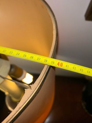 Lámpara de mesa vintage latón y madera