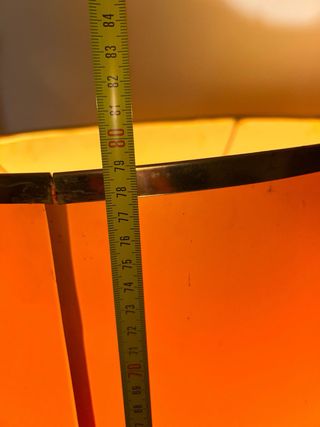 Lámpara de mesa vintage latón y madera