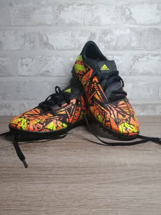 Botas de fútbol Adidas Messi