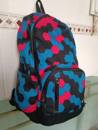 Mochila Nike Hexagonal Azul y Roja