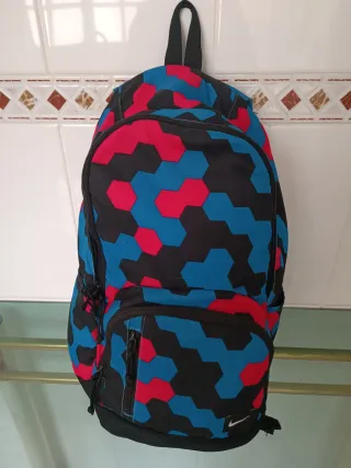 Mochila Nike Hexagonal Azul y Roja