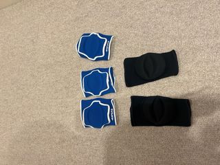 Rodilleras Baloncesto Kipsta Azul y Negras