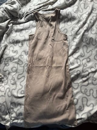 Vestido beige de tirantes