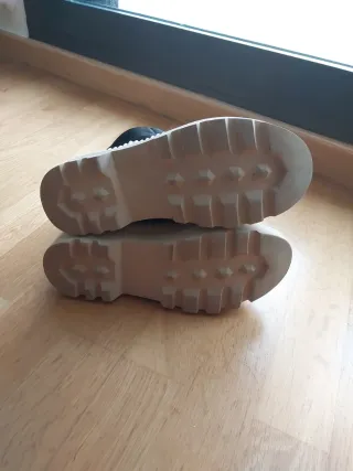 Botas Pepe Jeans negras y beige