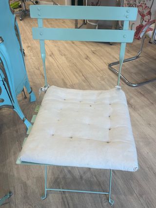 Conjunto mesa y sillas terraza jardín